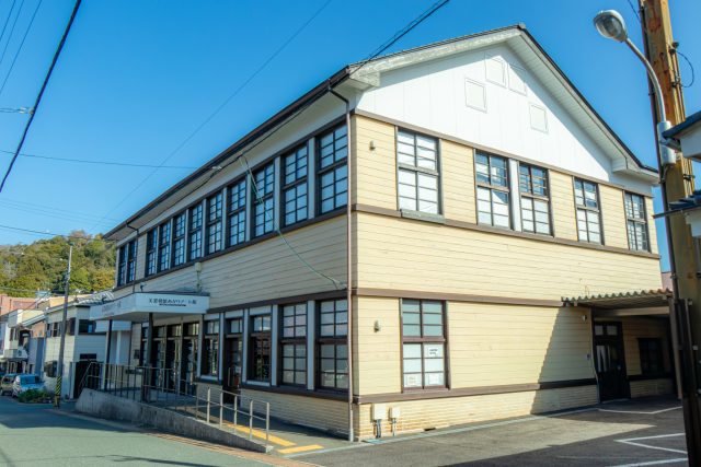 美濃和紙あかりアート館